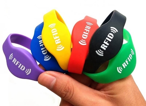 Por que as pulseiras RFID estão se tornando cada vez mais populares agora